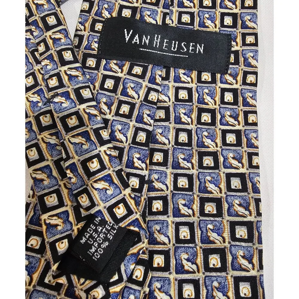 Silk Neckties(3), Van Huesen,Bill‎ Blass, and Calvin Klein Ties (Can seperate)